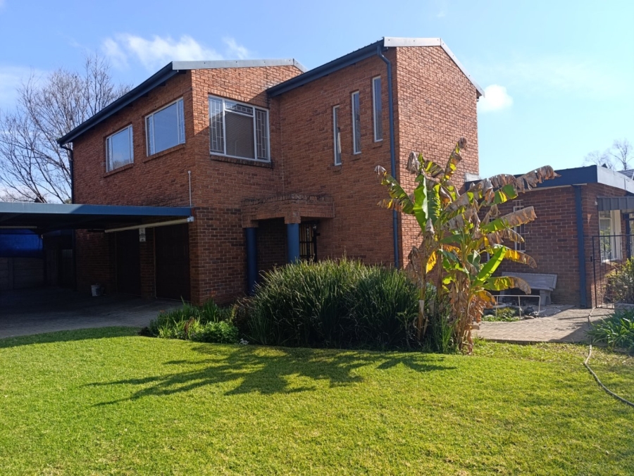 4 Bedroom Property for Sale in Fichardt Park Free State